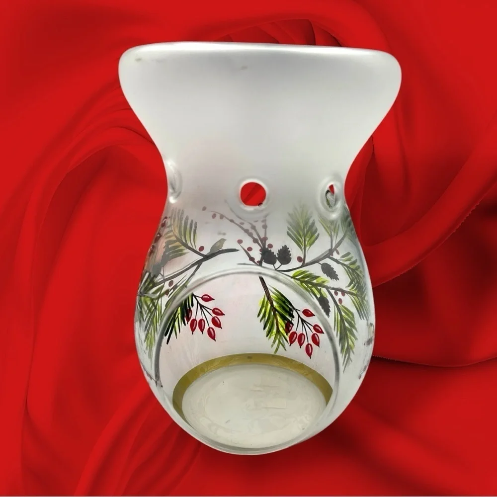 Yankee Candle Frosted Holiday Winter Wax Warmer NWOT